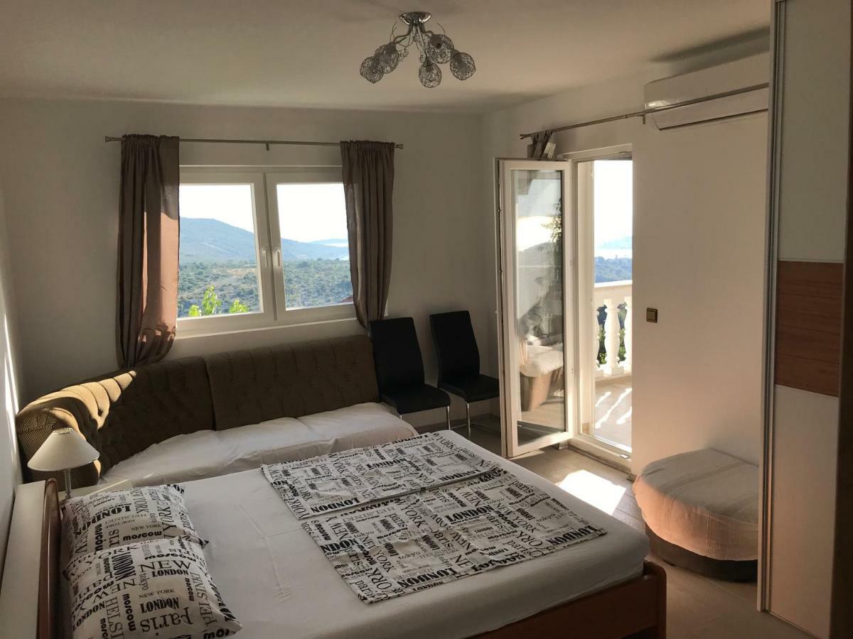 Apartment Santa Marina Primošten Eksteriør billede